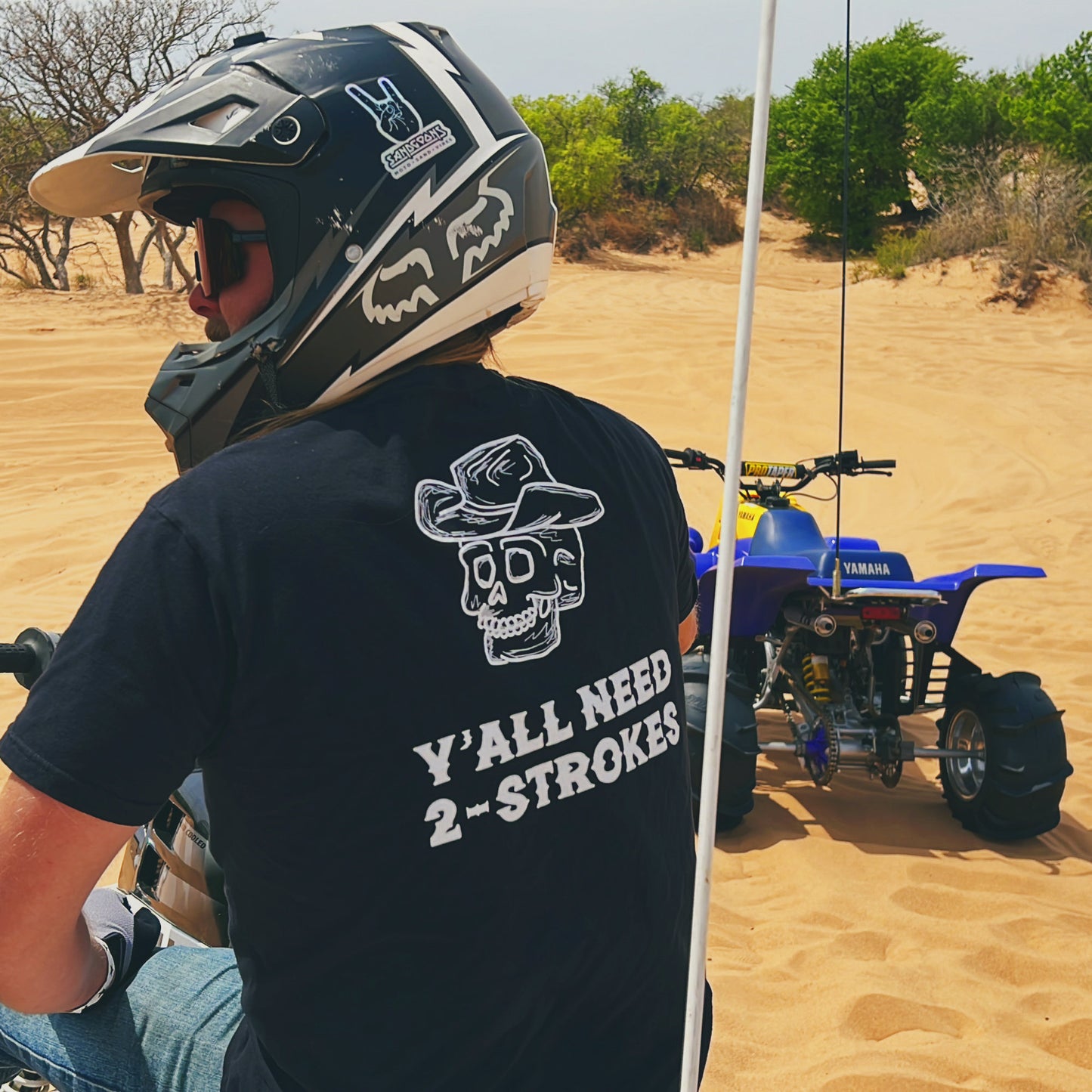 Y'ALL NEED 2 STROKES TEE