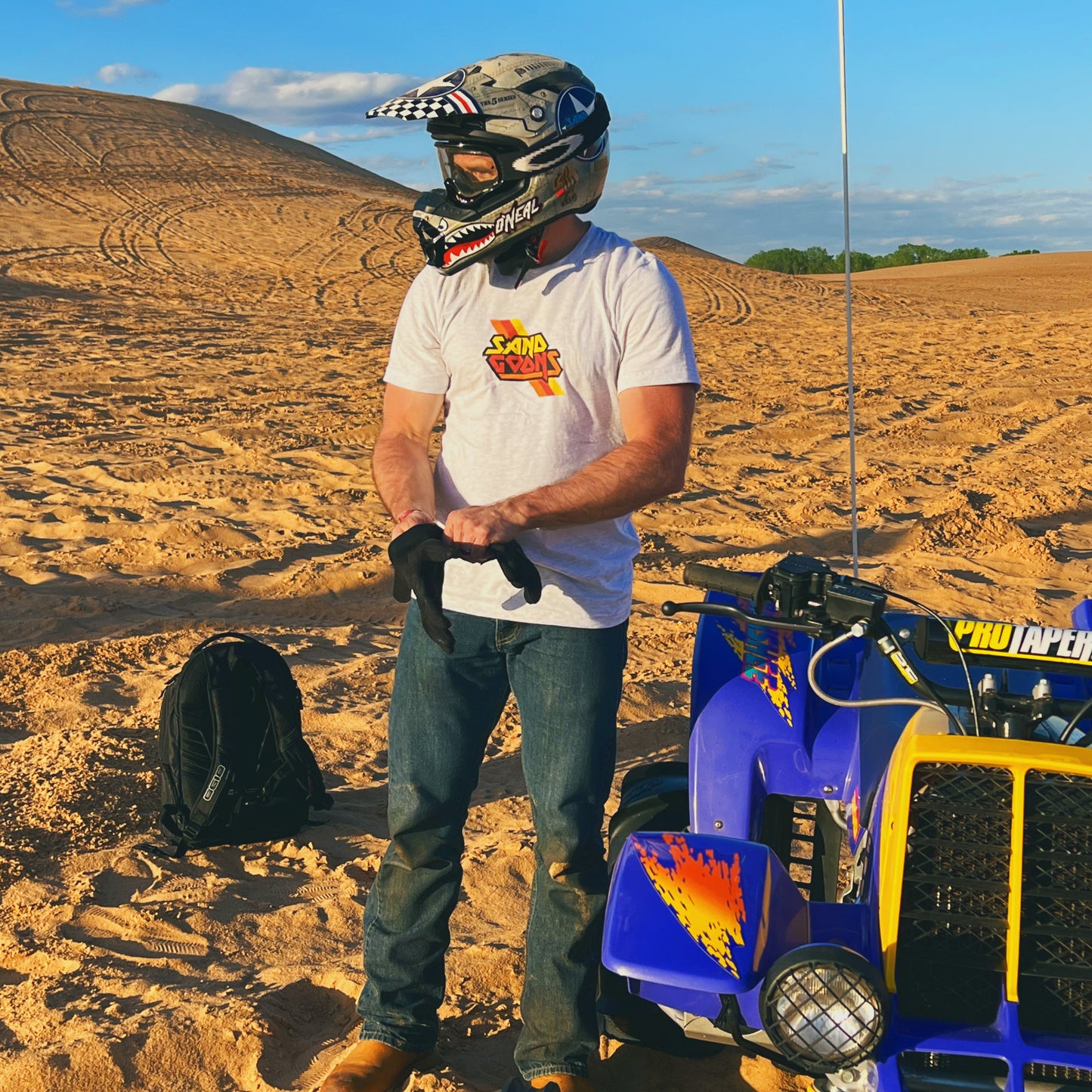 RETRO RACER TEE